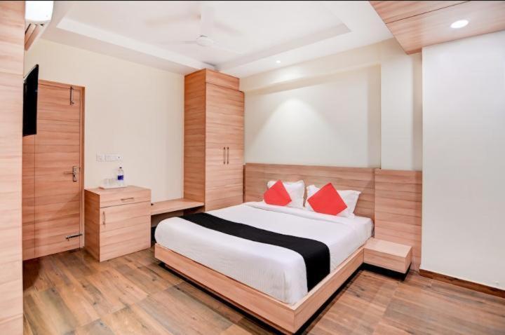 Hotel Triton 3*